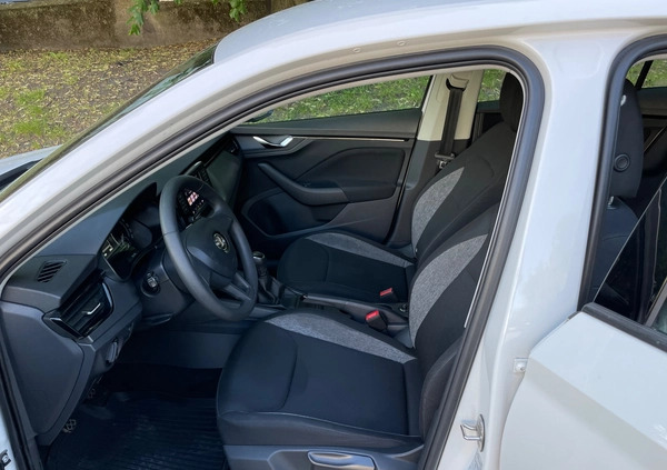 Skoda Scala cena 56000 przebieg: 77600, rok produkcji 2019 z Zabrze małe 67